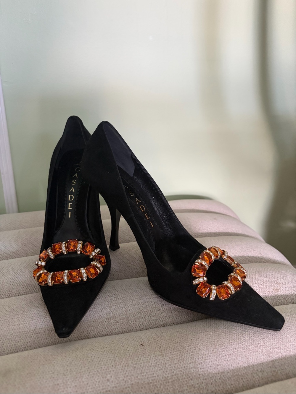 Casadei Vintage Style Designer Buckle Orange Black Embellished Heels Size 35 5
